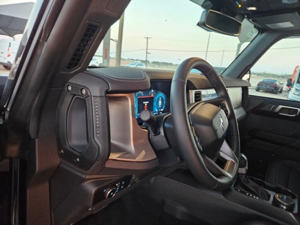 New 2025 Ford Bronco Outer Banks SUV