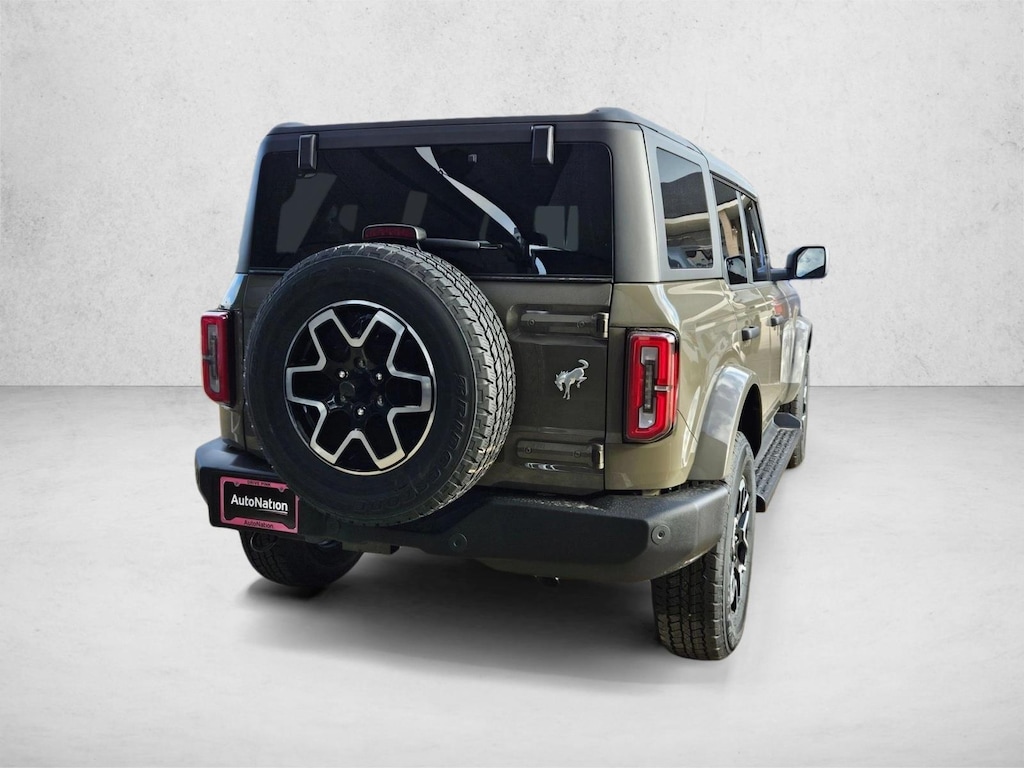 New 2026 Ford Bronco Outer Banks SUV