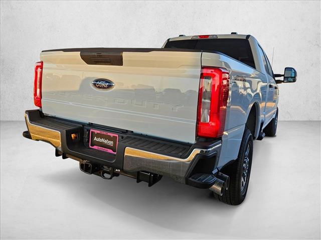 2025 Ford F-250 XLT photo 2