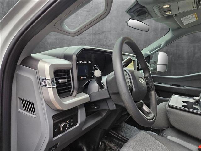 2025 Ford F-350 XL photo 3