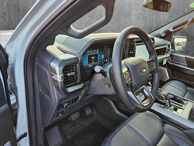 2025 Ford F-150 Platinum photo 3