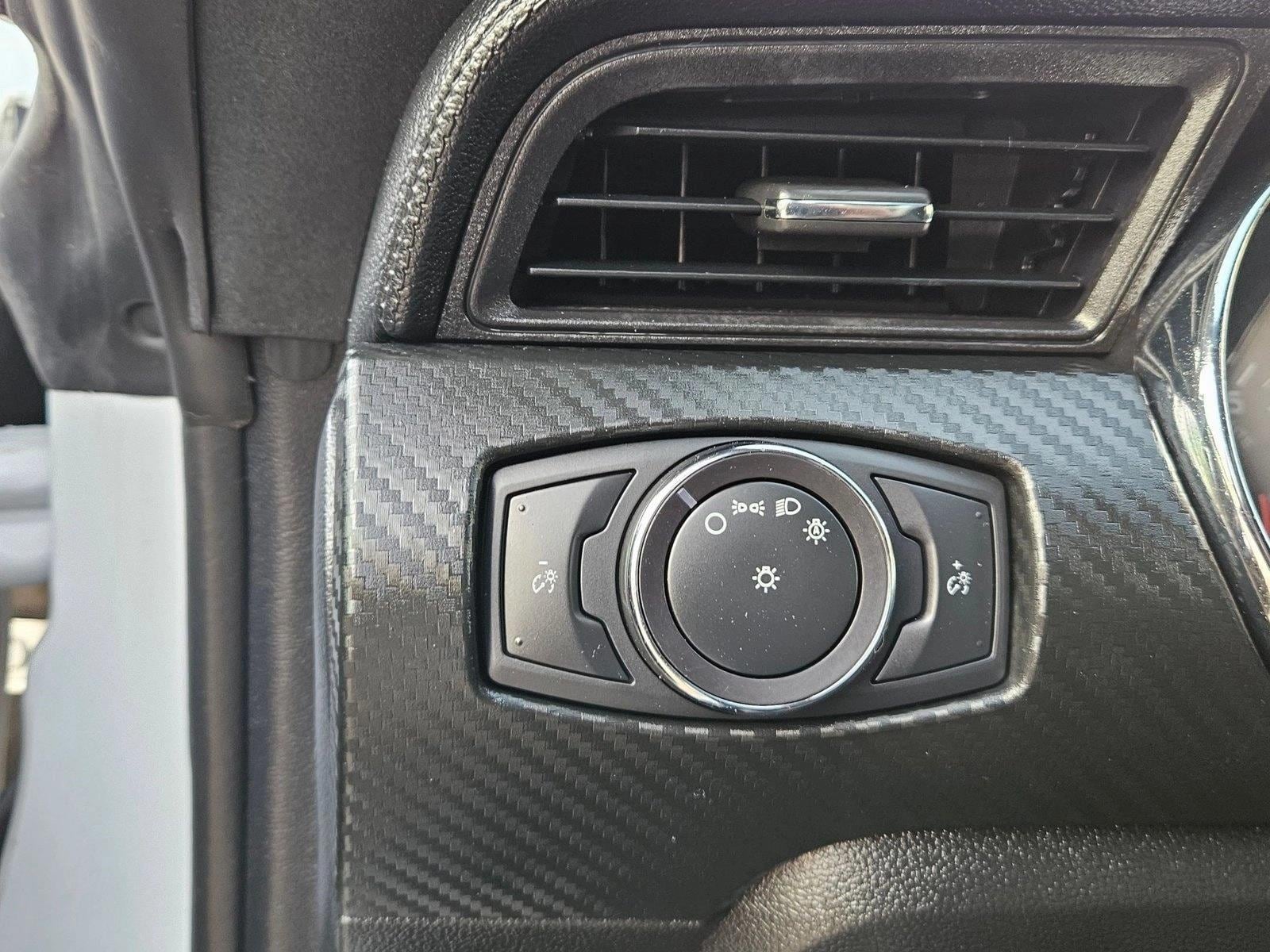 2015 Ford Mustang V6 - Photo 27