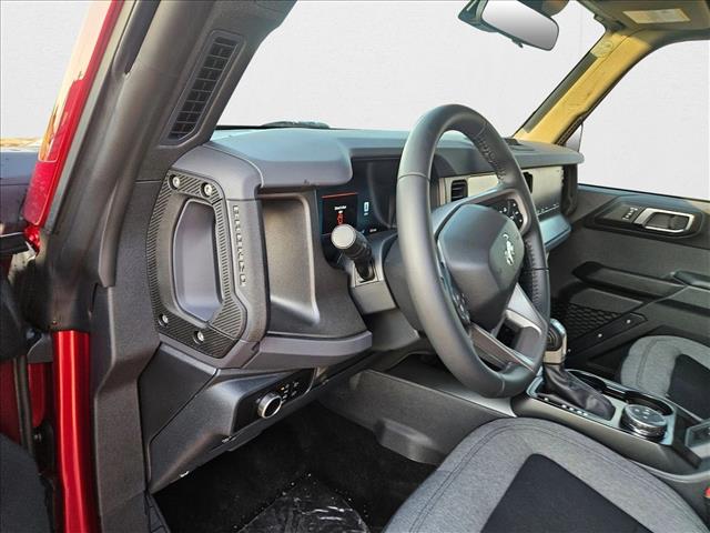 2025 Ford Bronco Big Bend photo 3