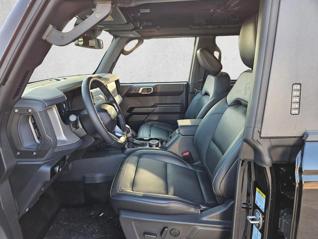 New 2026 Ford Bronco Outer Banks SUV