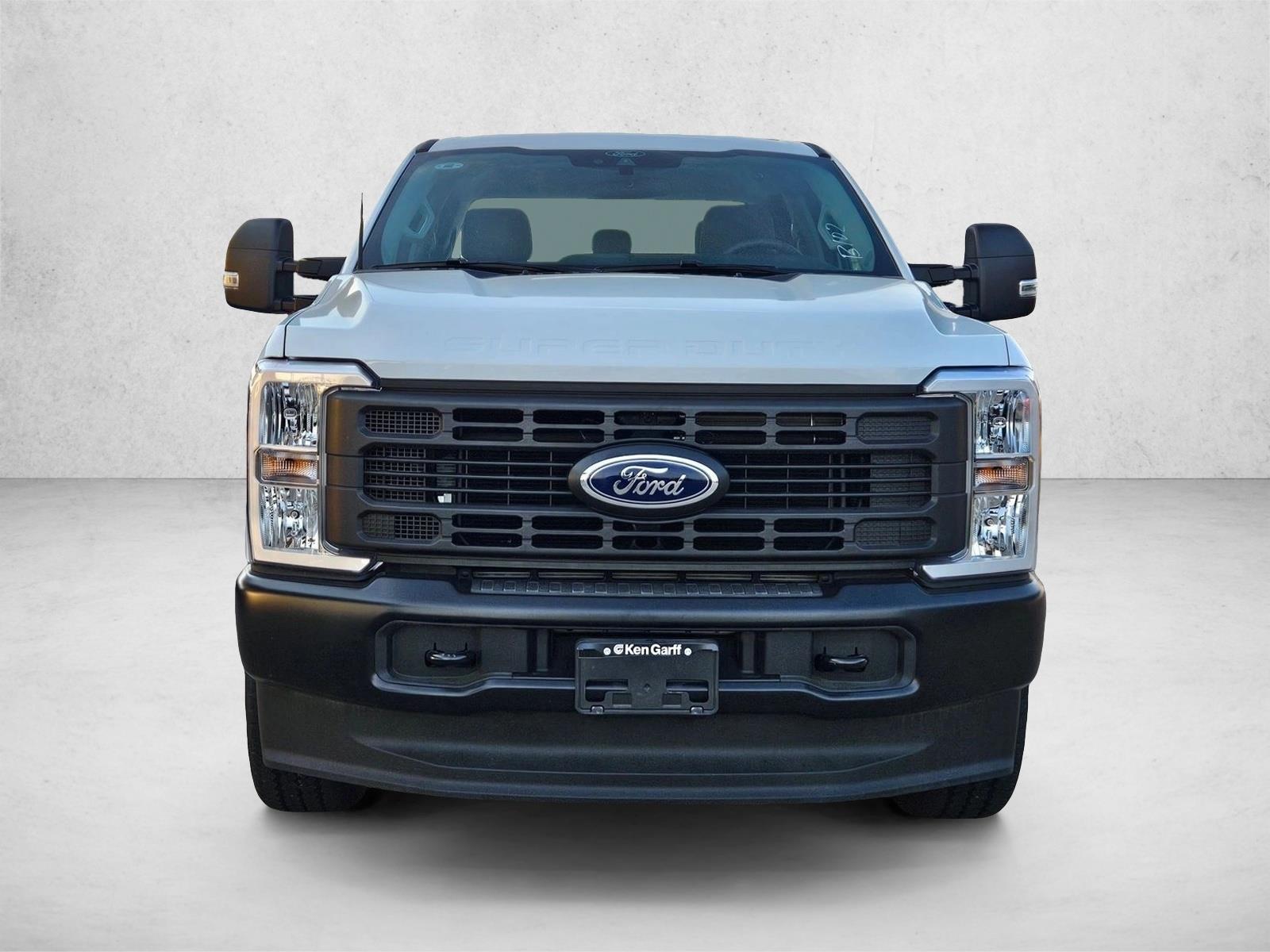 2026 Ford F-350 Super Duty XL - Photo 6