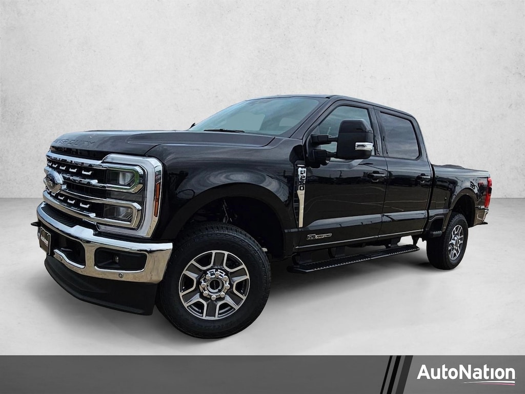 New 2026 Ford F-250 LARIAT Truck Crew Cab