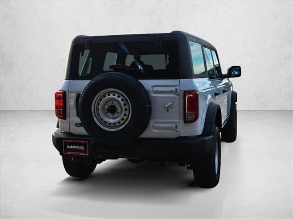 New 2025 Ford Bronco Base SUV