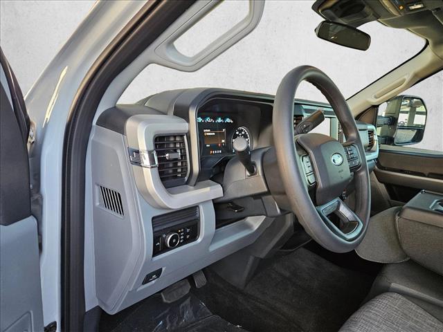 2026 Ford F-250 XLT photo 3