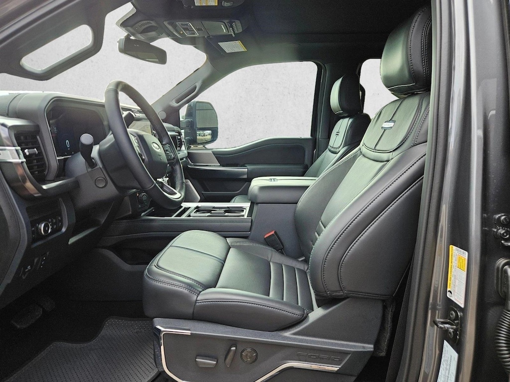 New 2026 Ford F-250 Platinum Truck Crew Cab