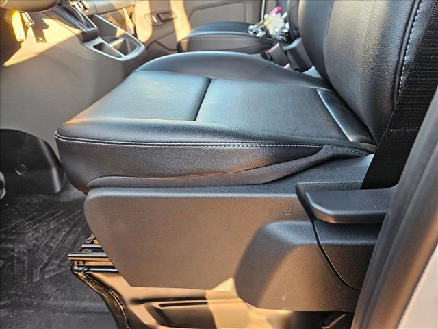 2024 Ford Transit photo 2