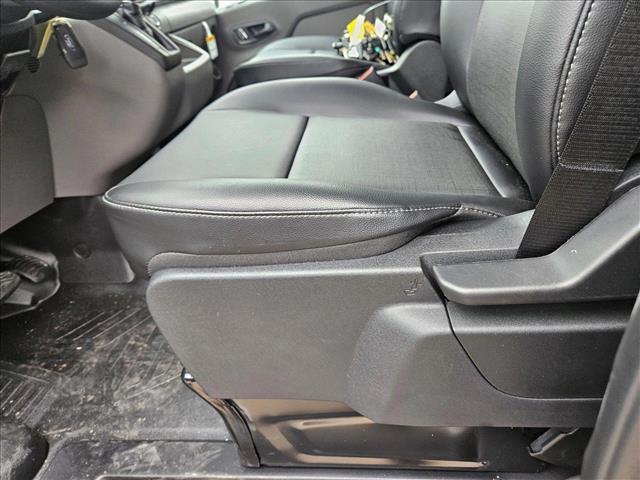 2025 Ford Transit photo 2
