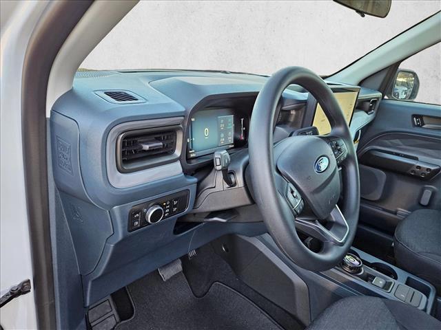 2025 Ford Maverick XL photo 3