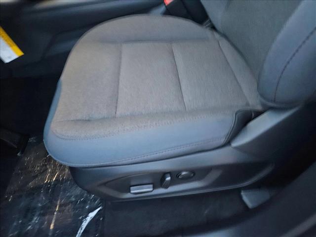 2025 Ford Explorer photo 4