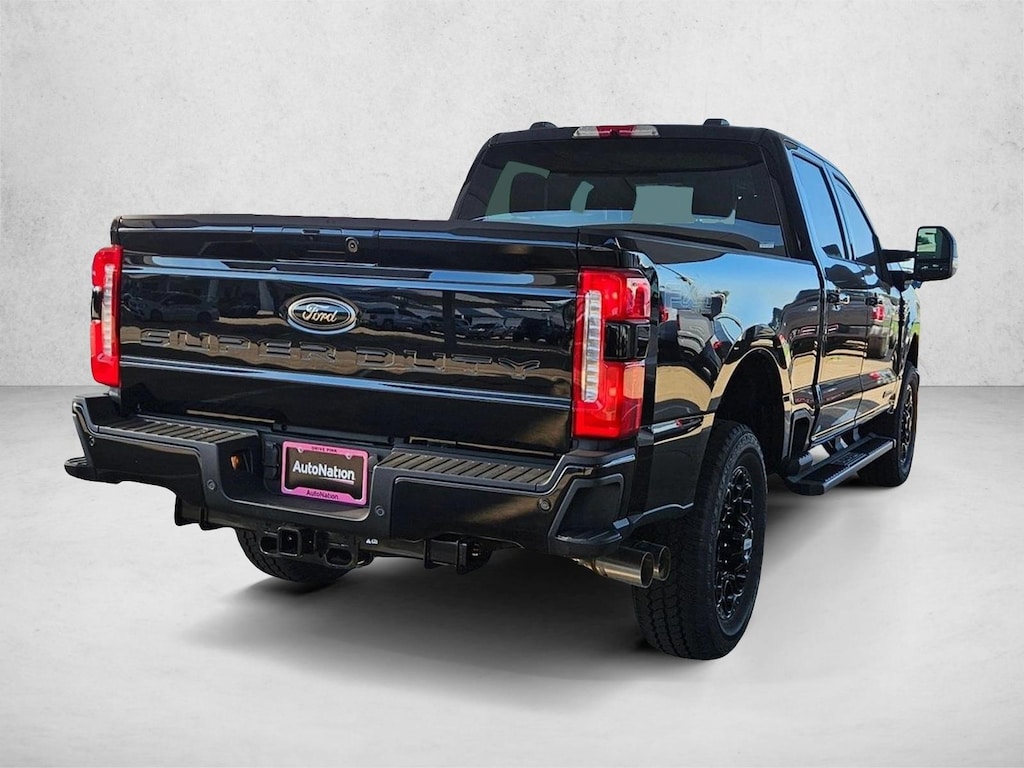 New 2026 Ford F-250 LARIAT Truck Crew Cab