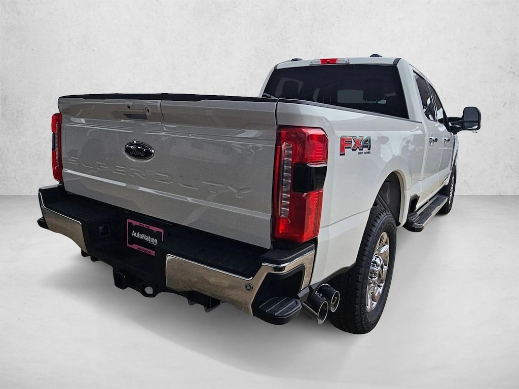 New 2026 Ford F-250 LARIAT Truck Crew Cab