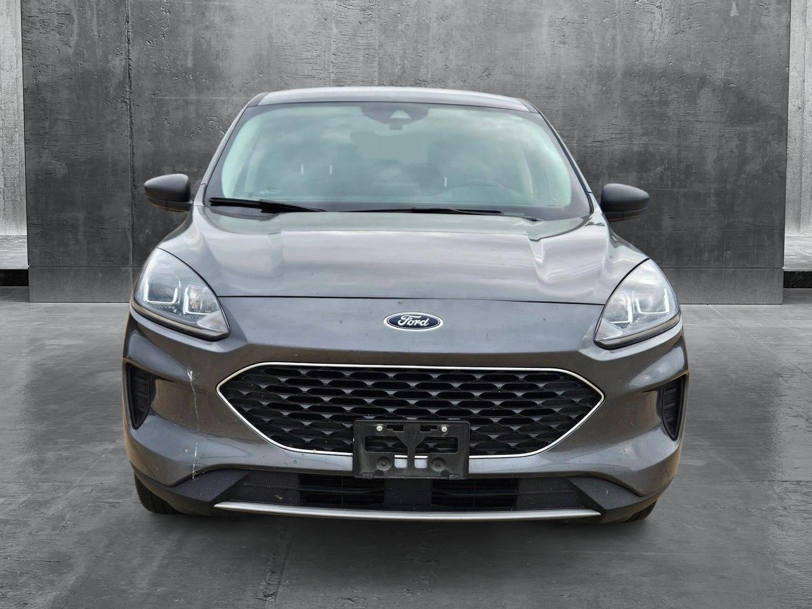 Used 2022 Ford Escape SE with VIN 1FMCU0G66NUB44353 for sale in Fort Worth, TX