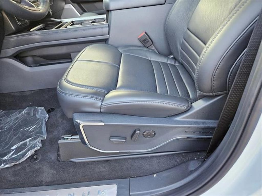 New 2026 Ford F-350 Platinum Truck Crew Cab