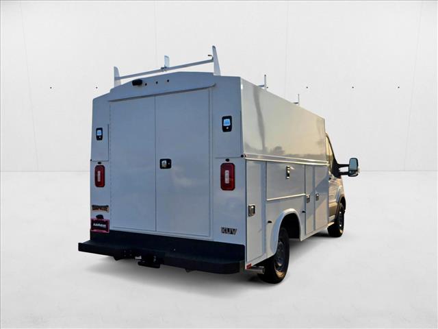 2024 Ford Transit photo 2