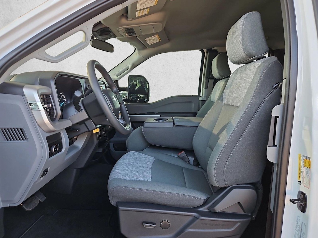 New 2026 Ford F-350 XLT Truck Super Cab