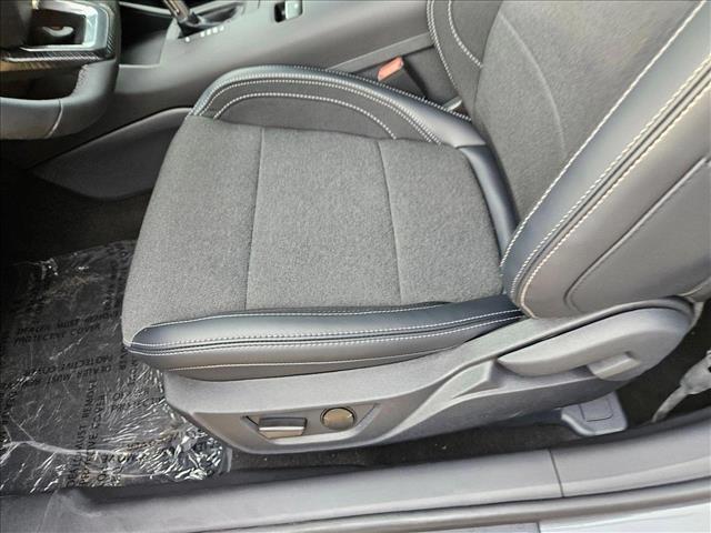 2025 Ford Mustang EcoBoost photo 4