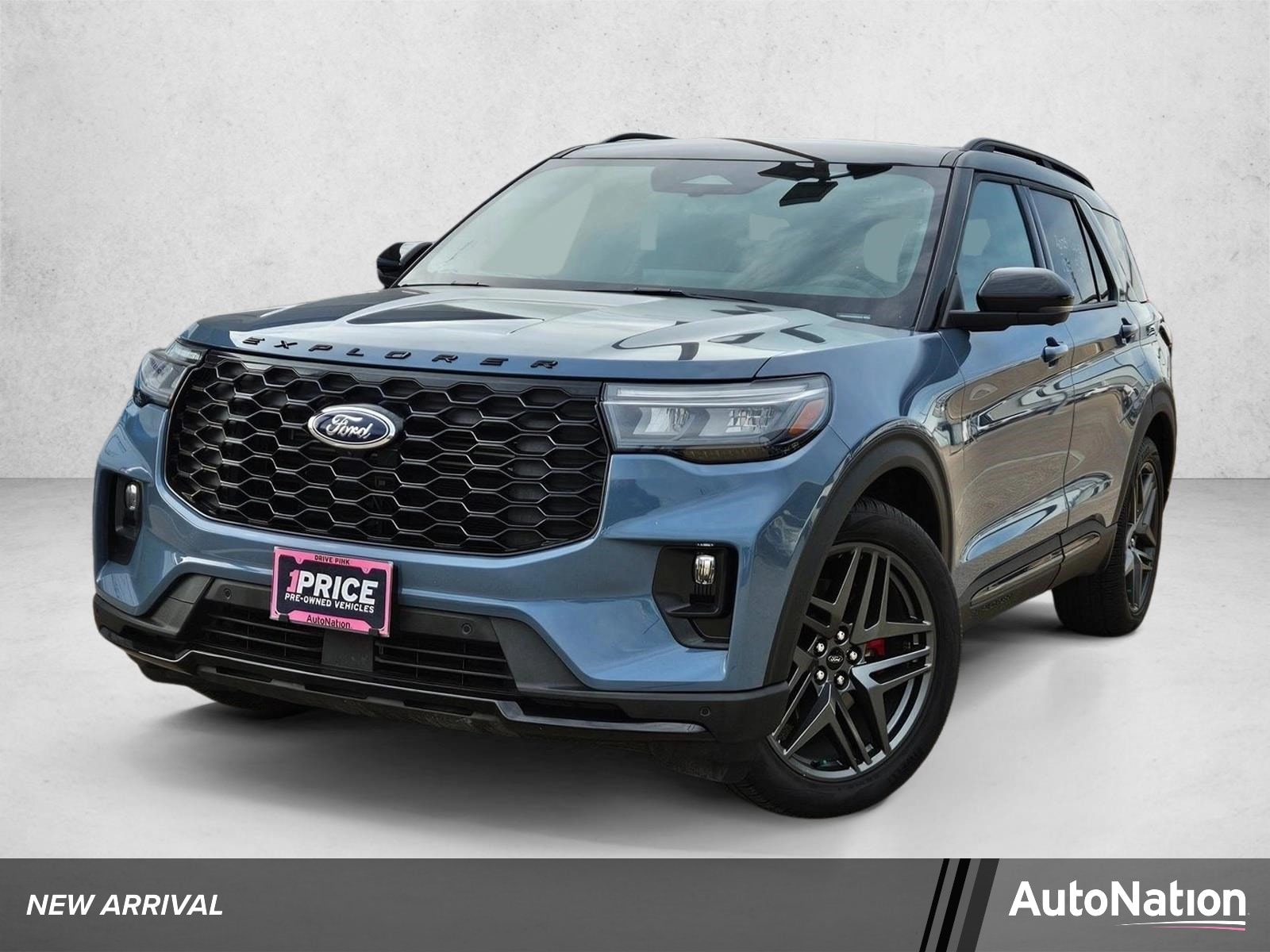 2025 Ford Explorer ST 4WD (PL535)'s photo