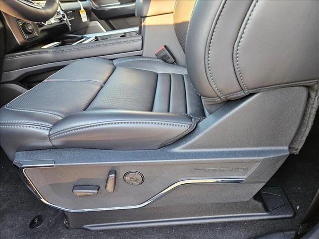 2026 Ford F-350 Platinum photo 3