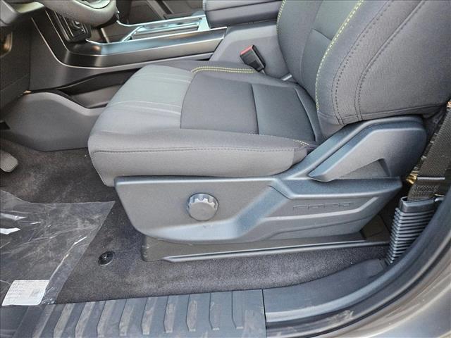 2025 Ford F-150 STX photo 4