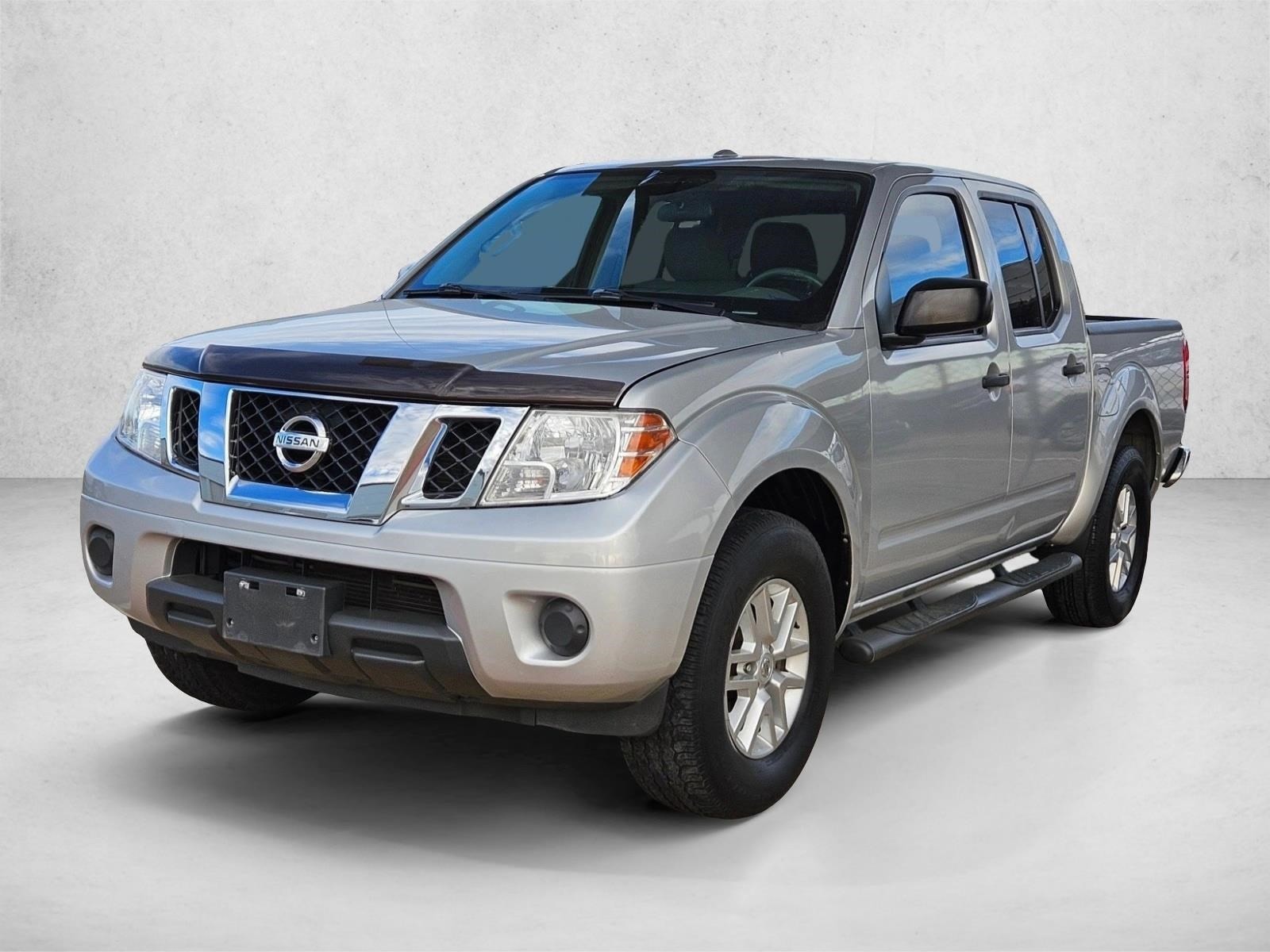 2016 Nissan Frontier SV's photo