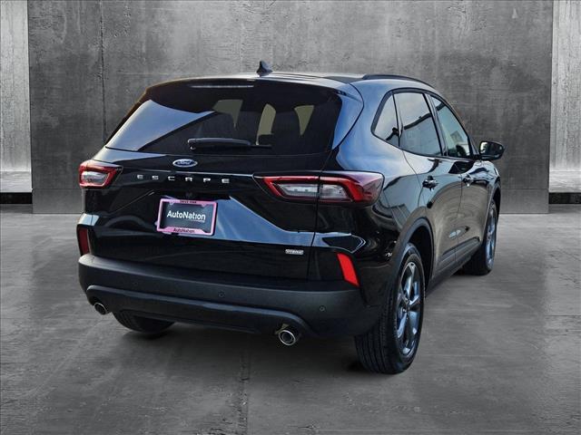 2025 Ford Escape ST-Line photo 2