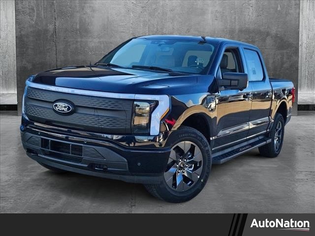 2025 Ford F-150 Lightning Flash's photo