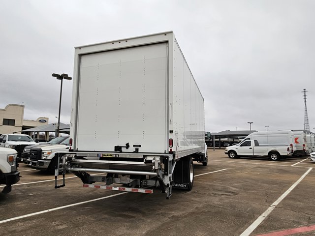 2024 Ford F-750 SuperCab photo 2
