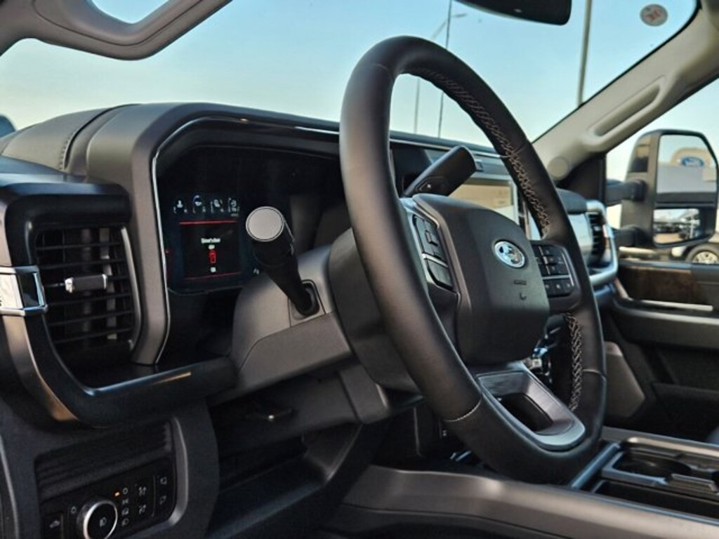 New 2026 Ford F-250 LARIAT Truck Crew Cab