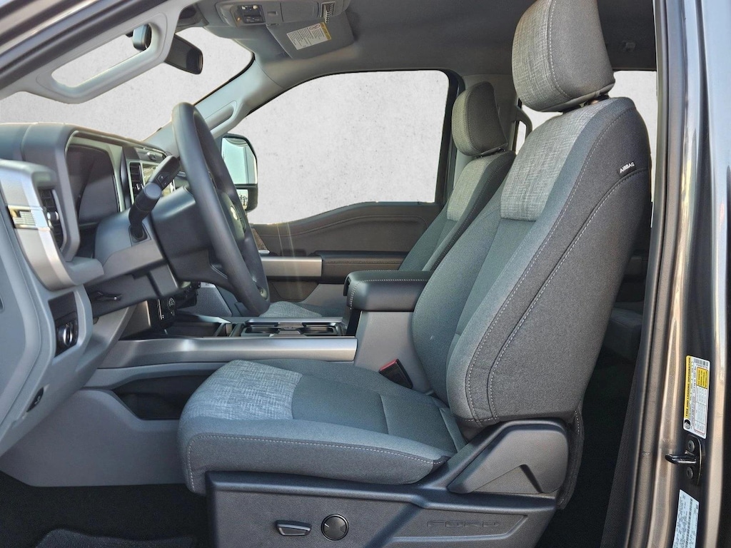 New 2026 Ford F-250 XLT Truck Crew Cab