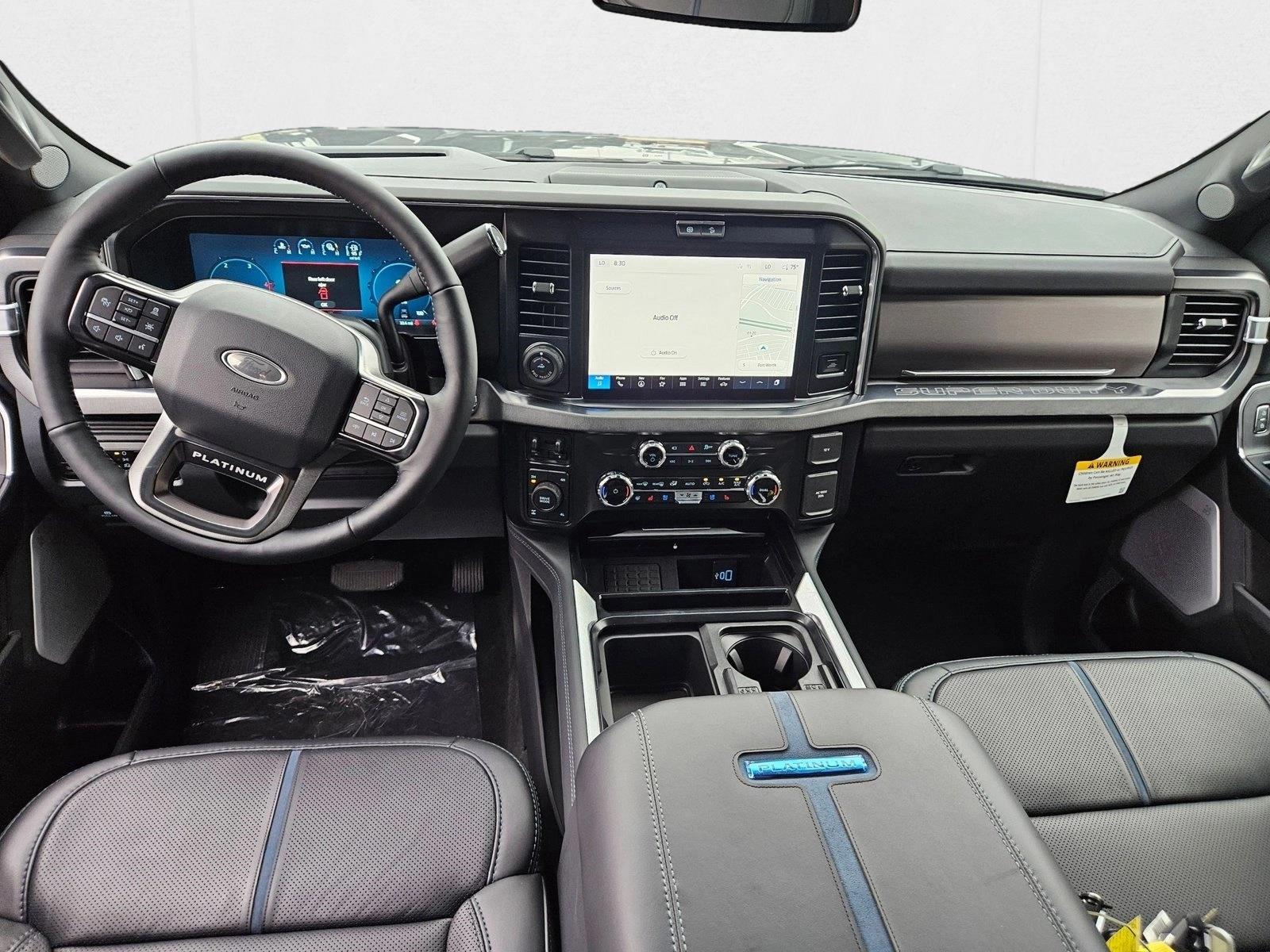 2026 Ford F-350 Super Duty Platinum - Photo 11