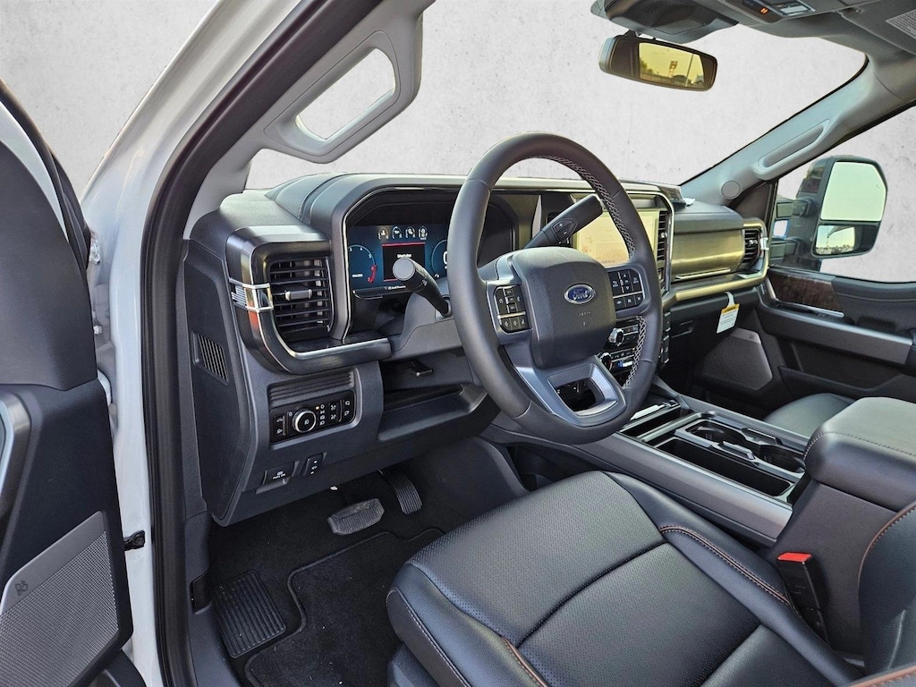 New 2026 Ford F-350 LARIAT Truck Crew Cab