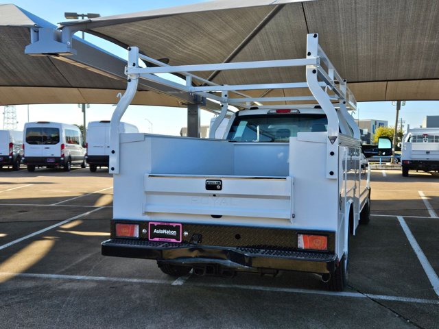 2025 Ford F-250 XL photo 2