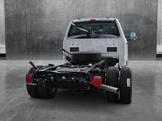 2025 Ford F-350 XL photo 2