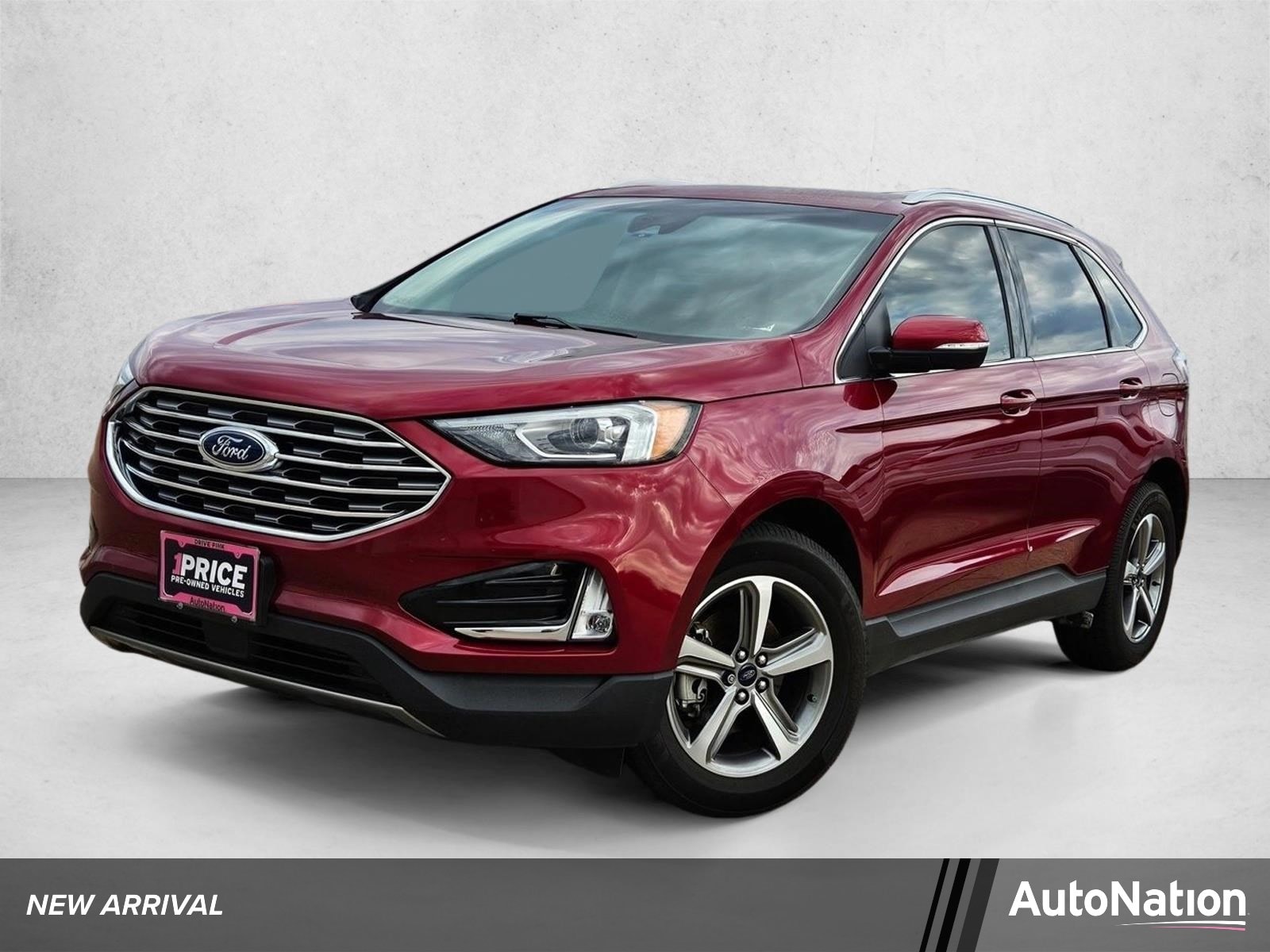 2019 Ford Edge SEL's photo