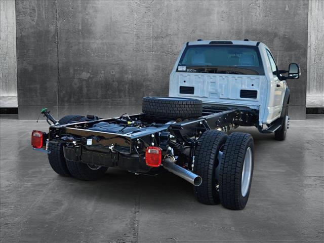 2025 Ford F-550 XL photo 2
