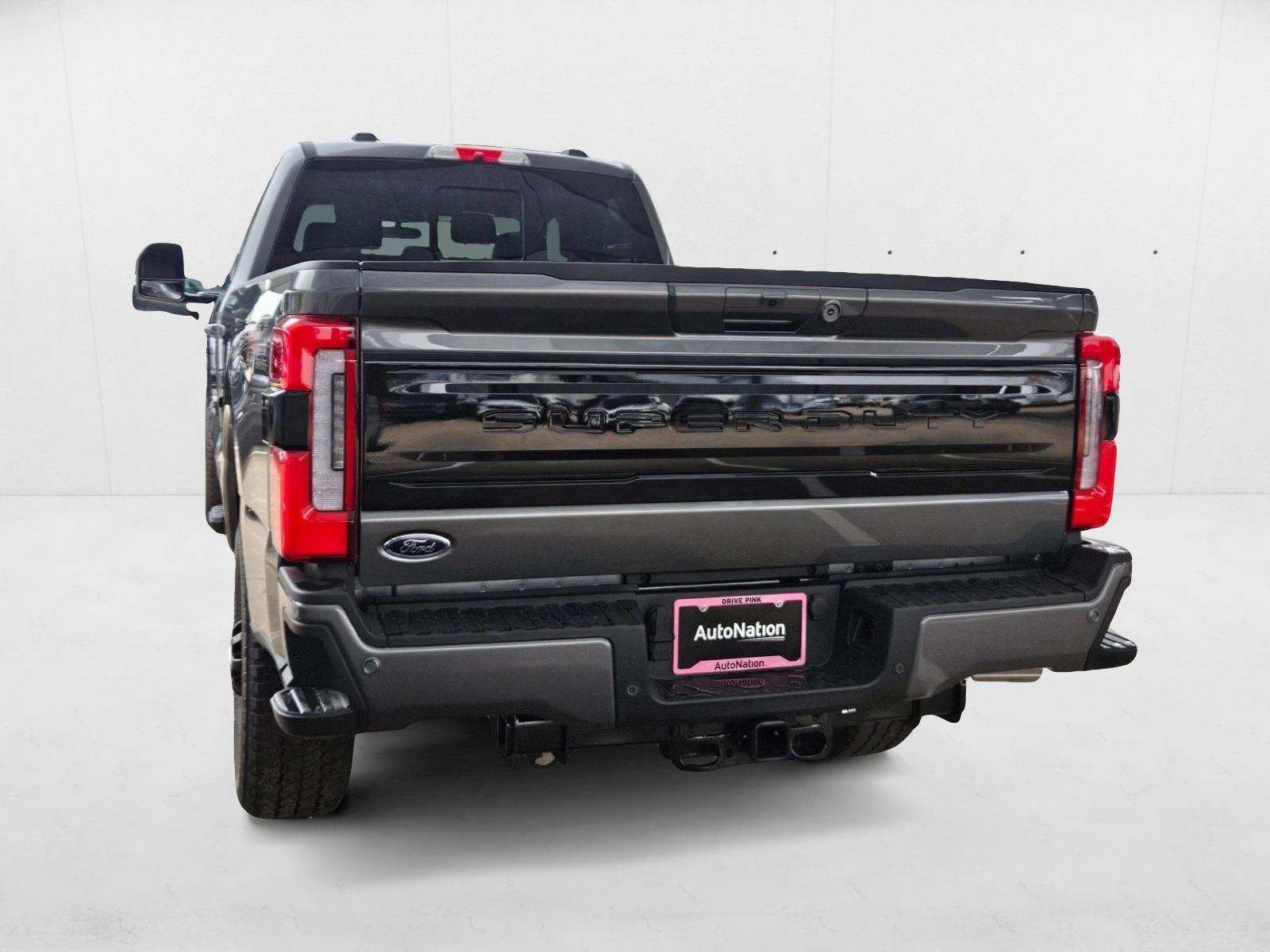 2026 Ford F-350 Super Duty Platinum - Photo 9