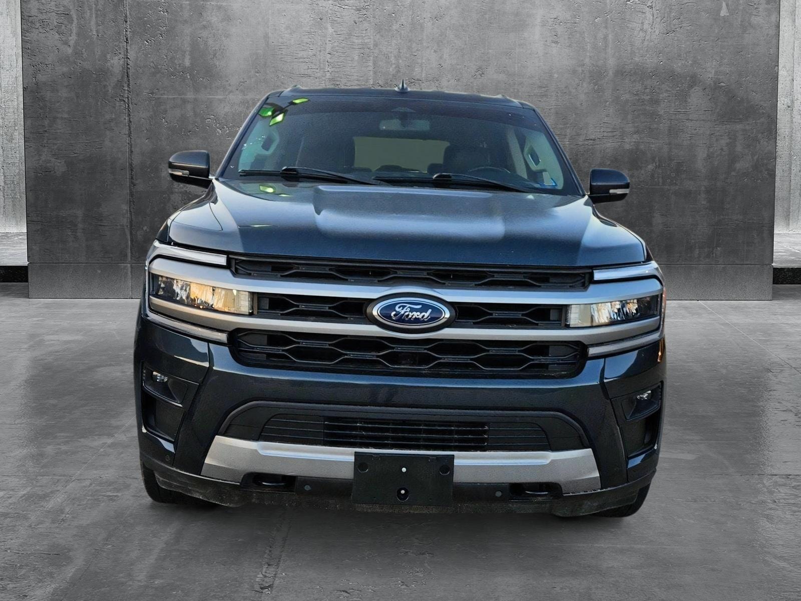 Used 2022 Ford Expedition XLT with VIN 1FMJU1JT0NEA01940 for sale in Fort Worth, TX