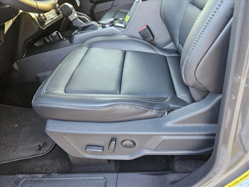 New 2025 Ford Bronco Badlands SUV