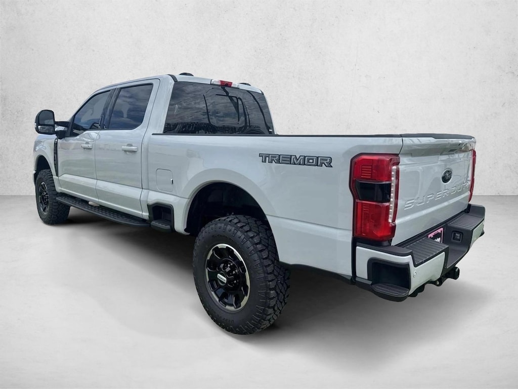 New 2026 Ford F-250 XLT Truck Crew Cab