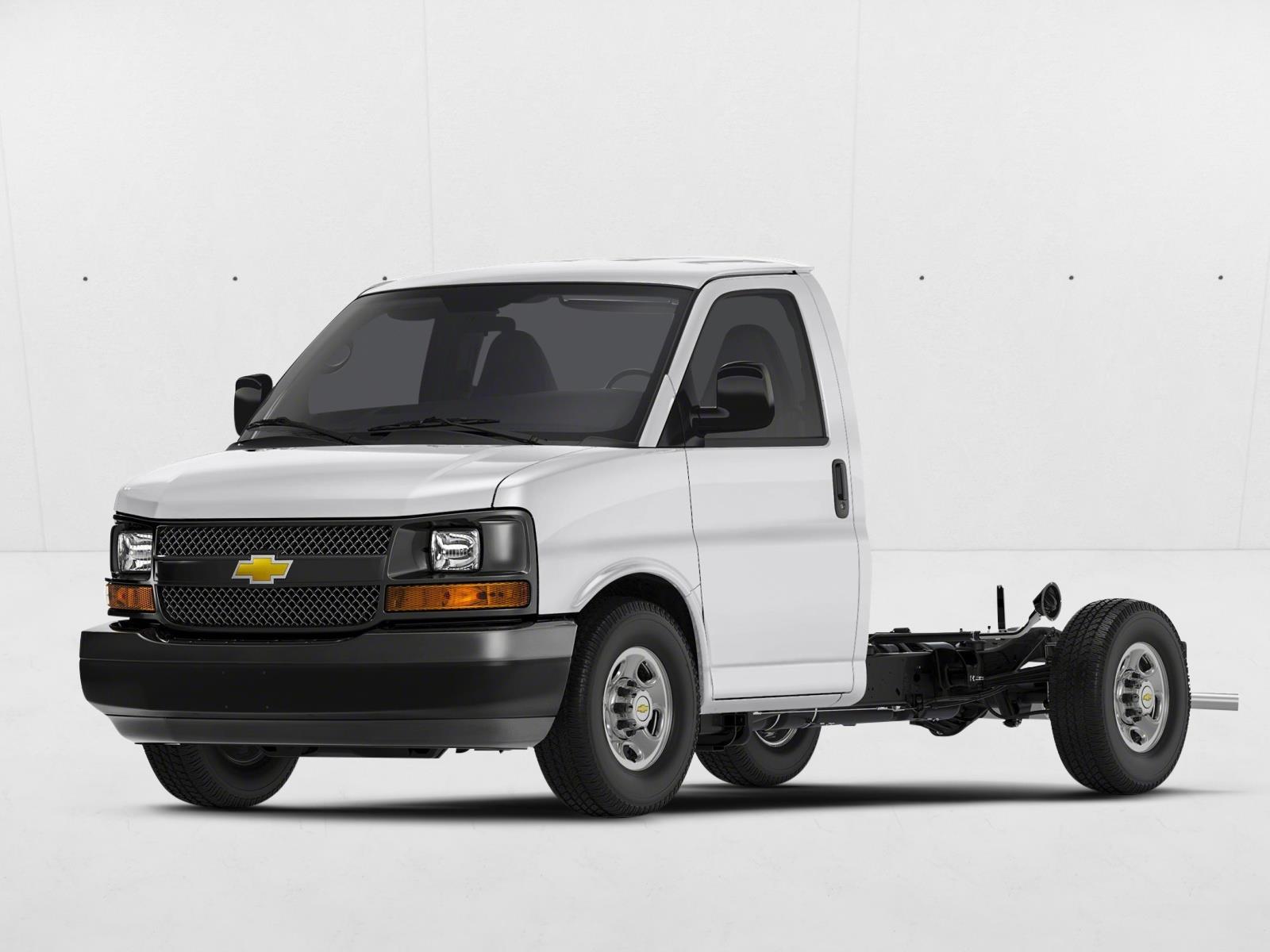 2021 Chevrolet Express Cutaway Base's photo