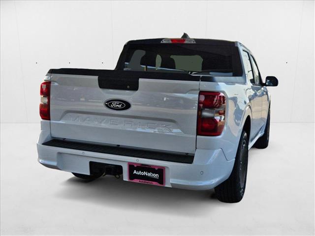 2025 Ford Maverick photo 2