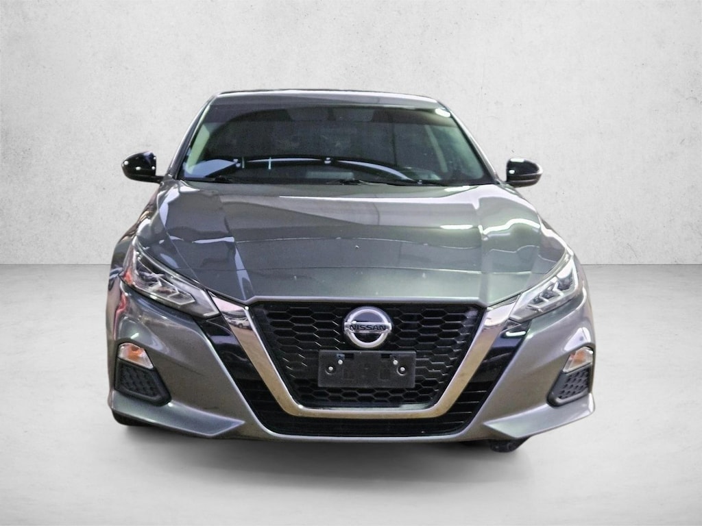 Used 2019 Nissan Altima 2.5 SR Sedan