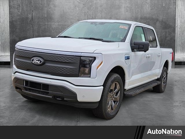 2025 Ford F-150 Lightning Flash's photo