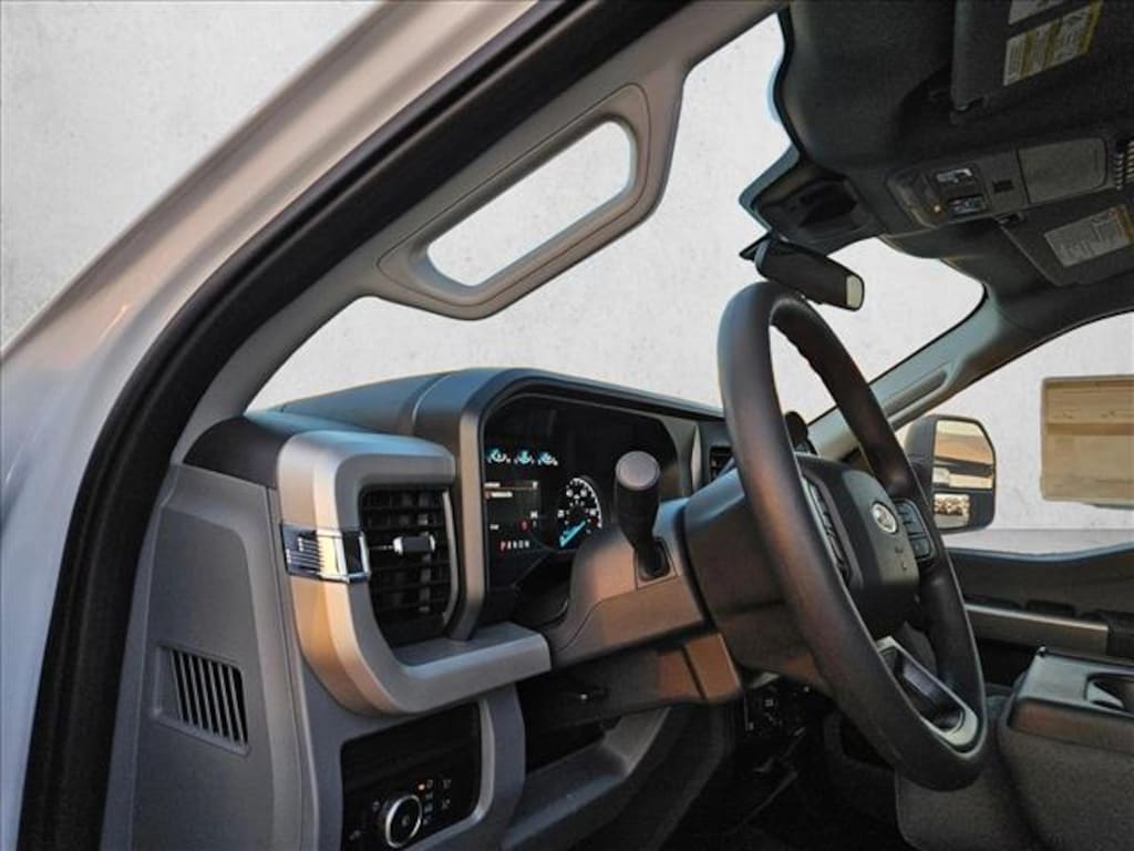 New 2026 Ford F-250 XL Truck Crew Cab