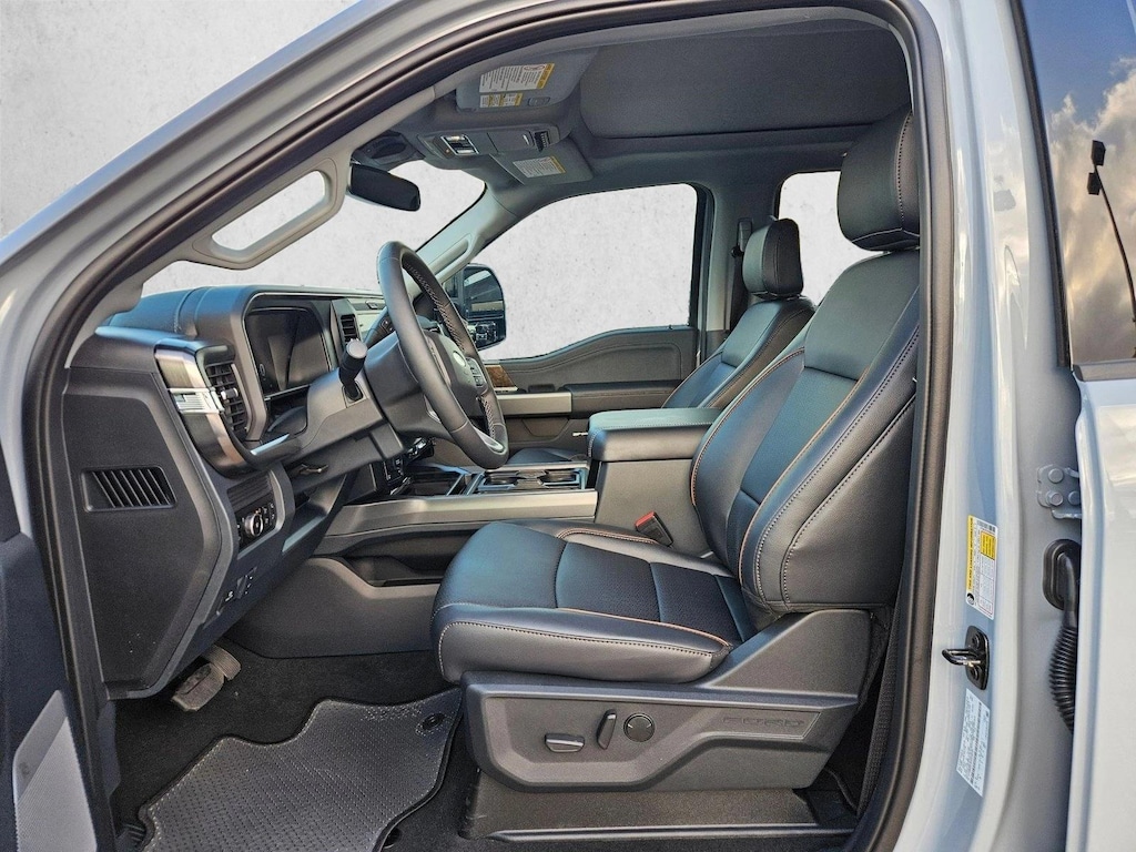 New 2026 Ford F-250 LARIAT Truck Crew Cab