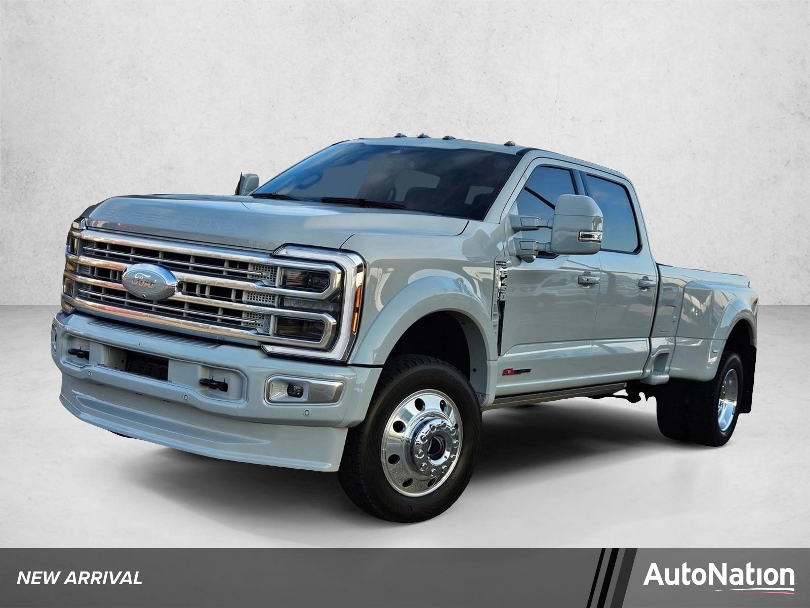 2026 Ford F-450 Platinum 4x4 Crew Cab 8' Box DRW's photo